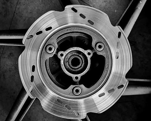 The Role of Brake Discs in Performance Brake Kits Picture - MAT Foundry